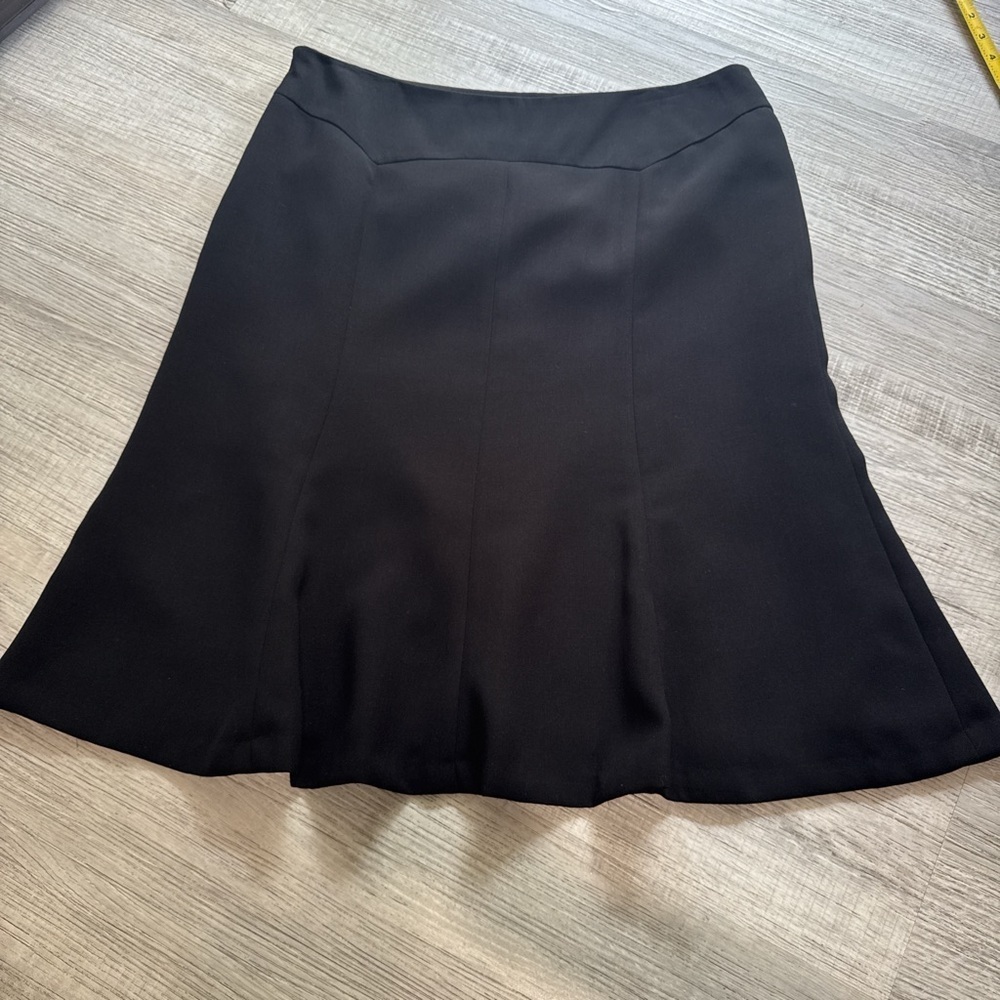 Jones Wear black women’s skirt. Size 12 - Picture 9 of 11